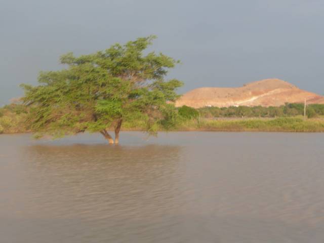 pyramide érodée et inondation