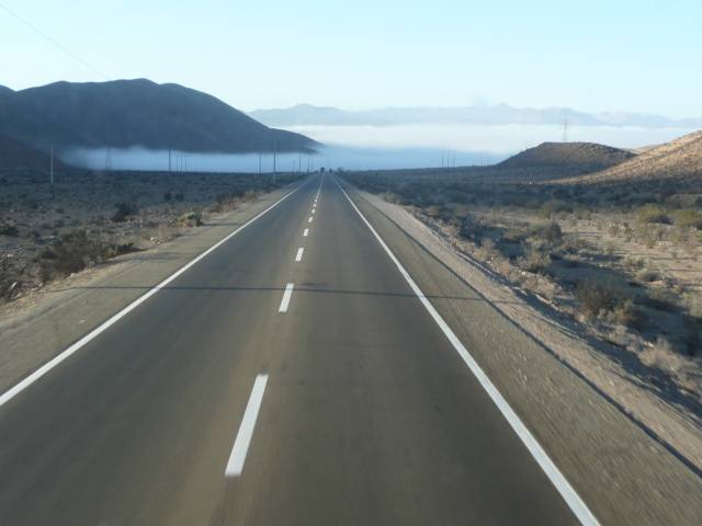 désert, brouillard