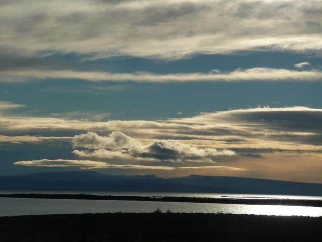 aube sur le lac
